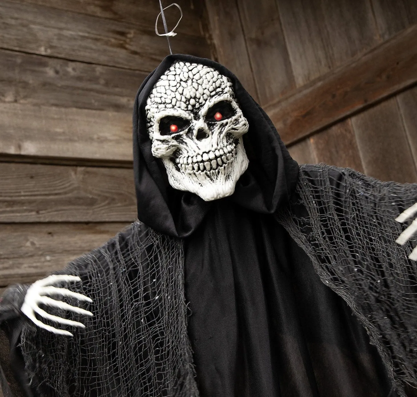 4FT Animated & Light-Up Skeletal Reaper Hanging