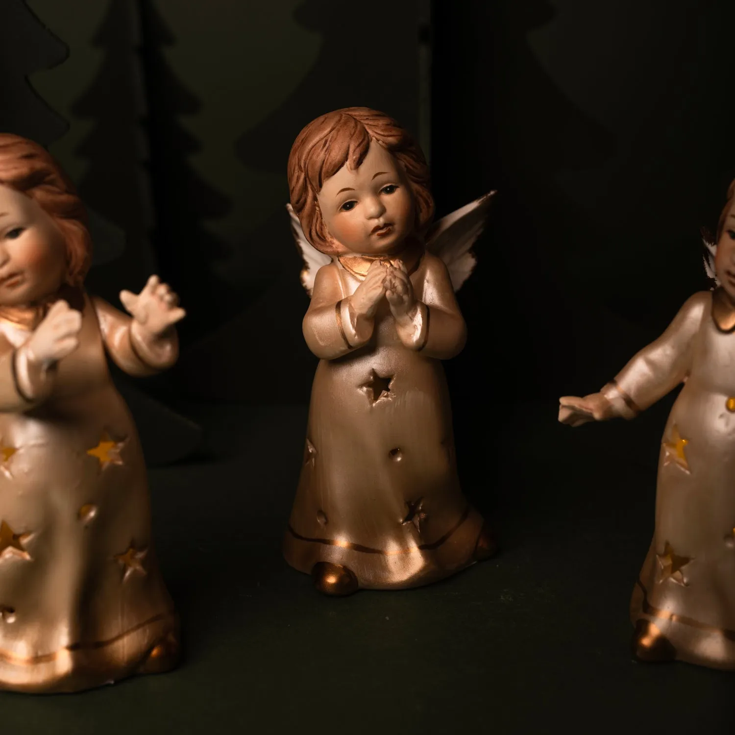 ANGEL DECORATIONS WITH LED LIGHT - RESIN