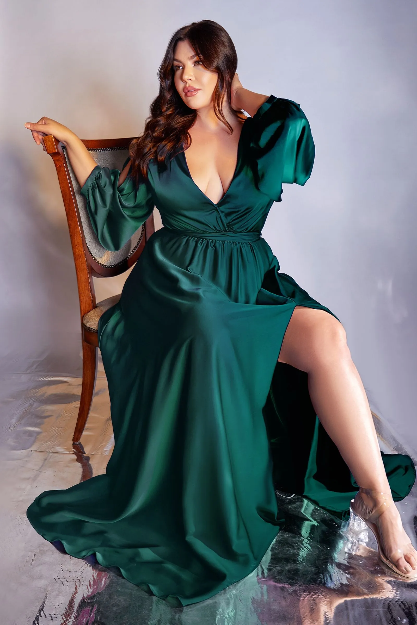 CURVE SATIN LONG SLEEVE GOWN CD7475C