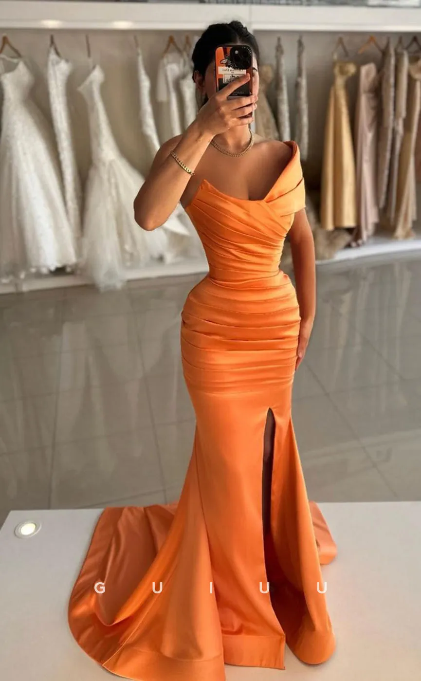 G3378 - Sexy & Modern Sheath & Mermaid Side Slit Strapless Sweep Train Formal Gown Prom Dress