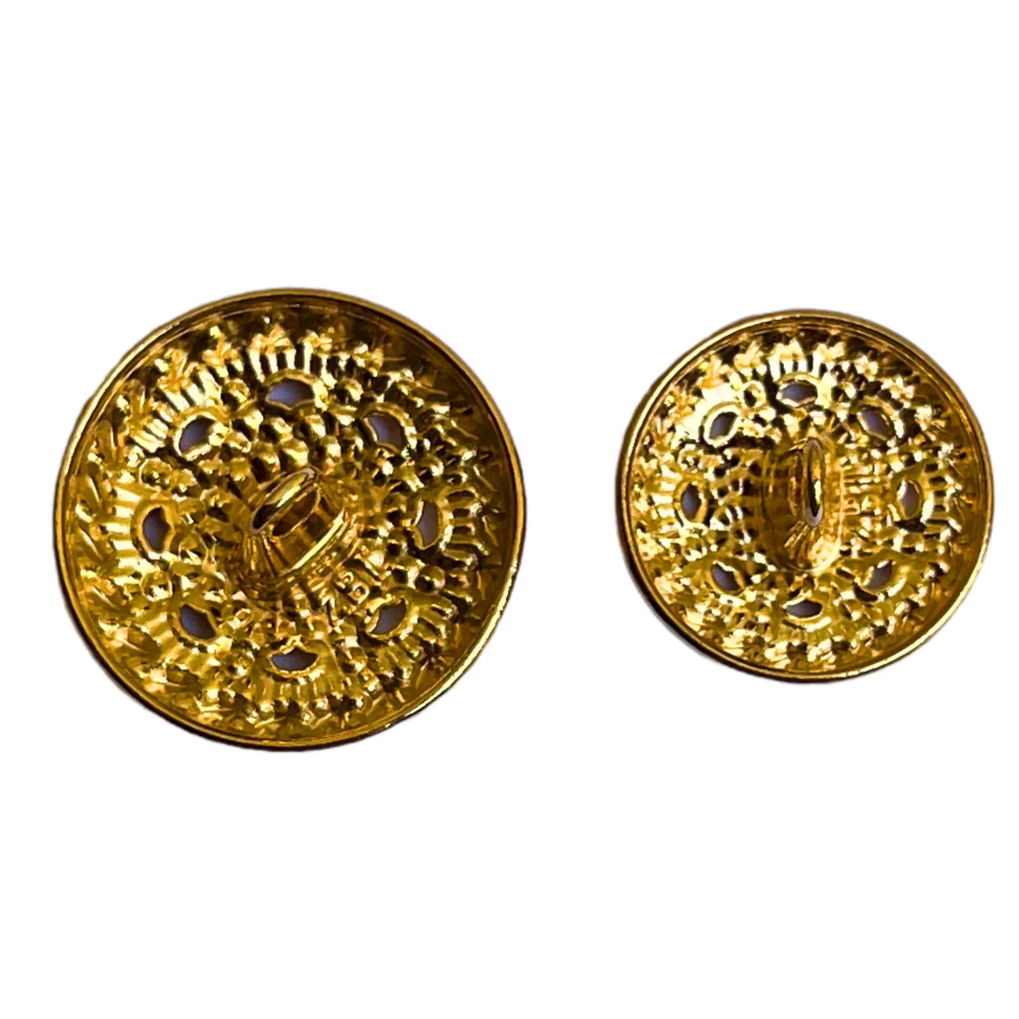 Golden White Color Round Desginer 1 Hole Metal Buttons