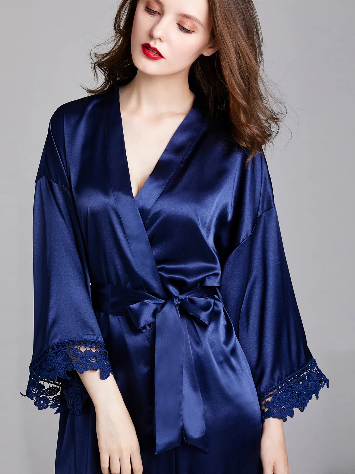 Knee-length V Neck Charmeuse Robes with Floral Lace Edge