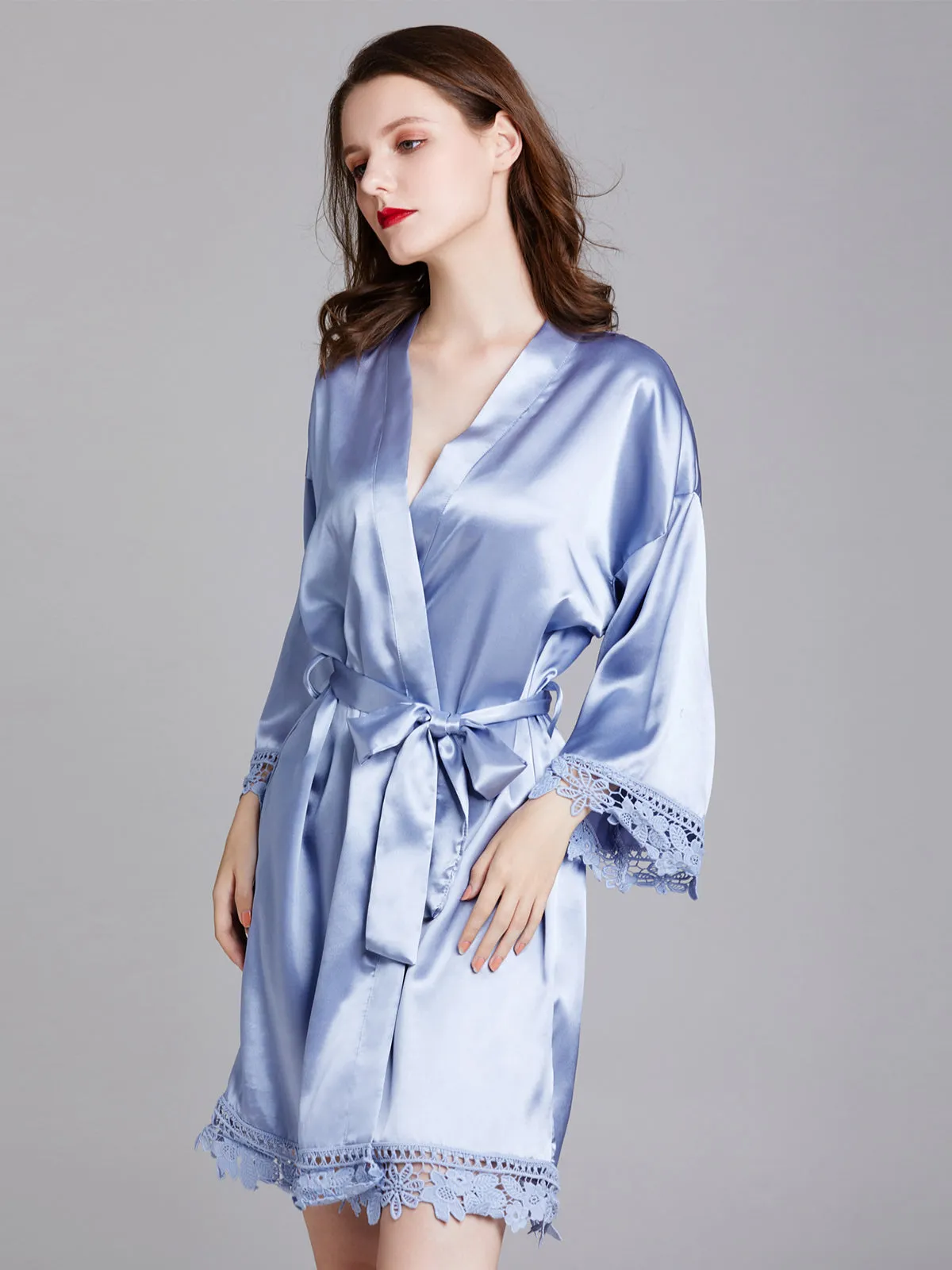 Knee-length V Neck Charmeuse Robes with Floral Lace Edge