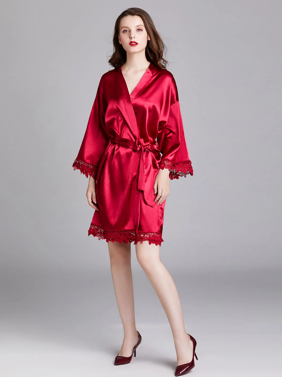 Knee-length V Neck Charmeuse Robes with Floral Lace Edge