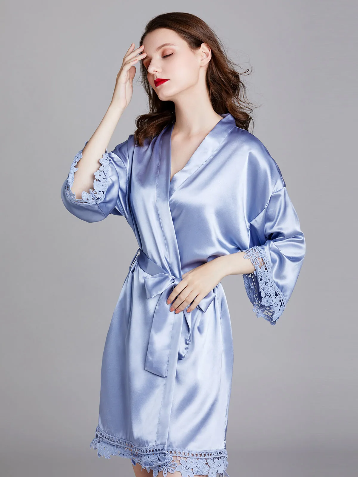 Knee-length V Neck Charmeuse Robes with Floral Lace Edge