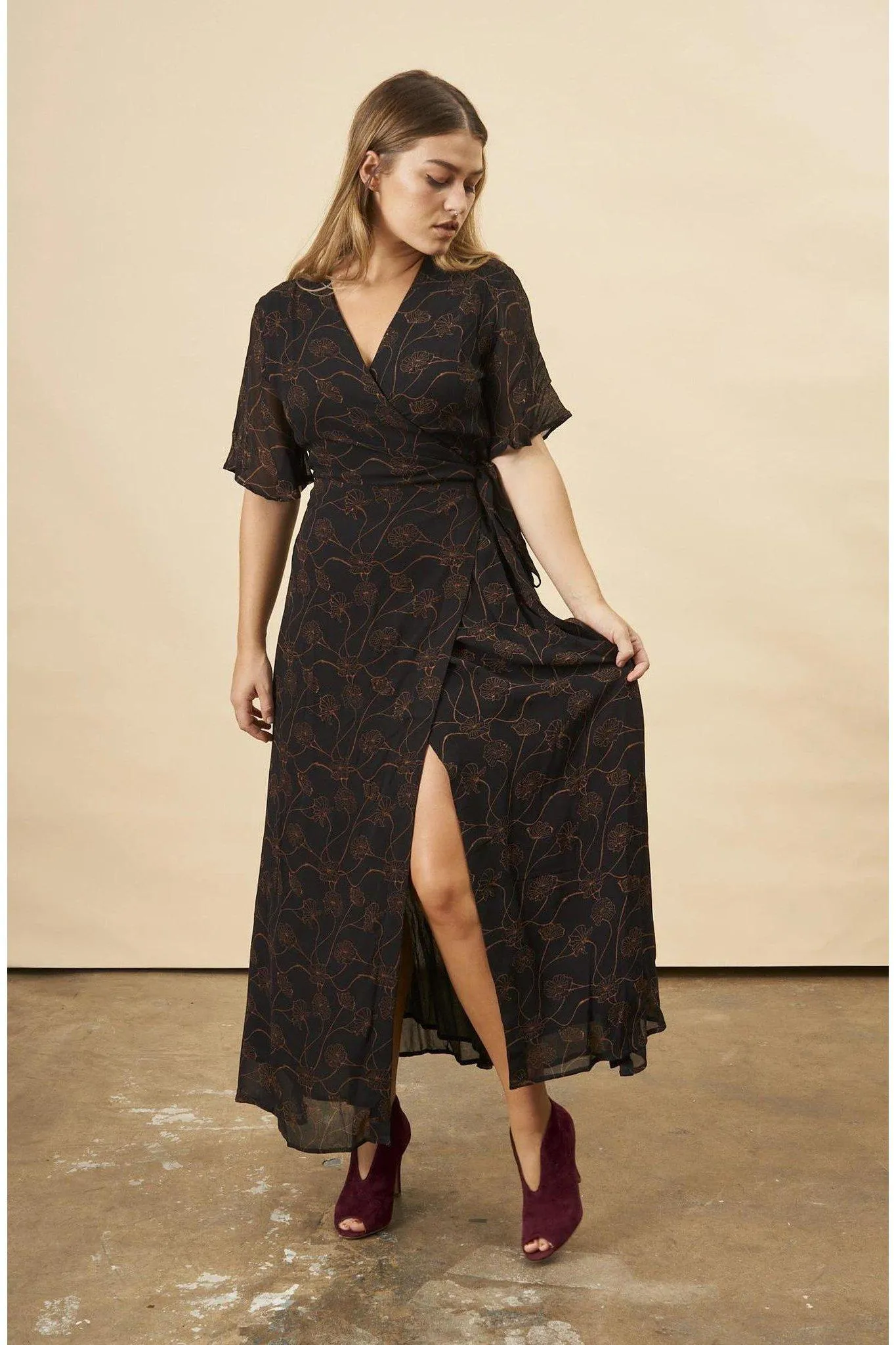 Poppy Flower Butterfly Sleeve Maxi Dress in Black   Copper