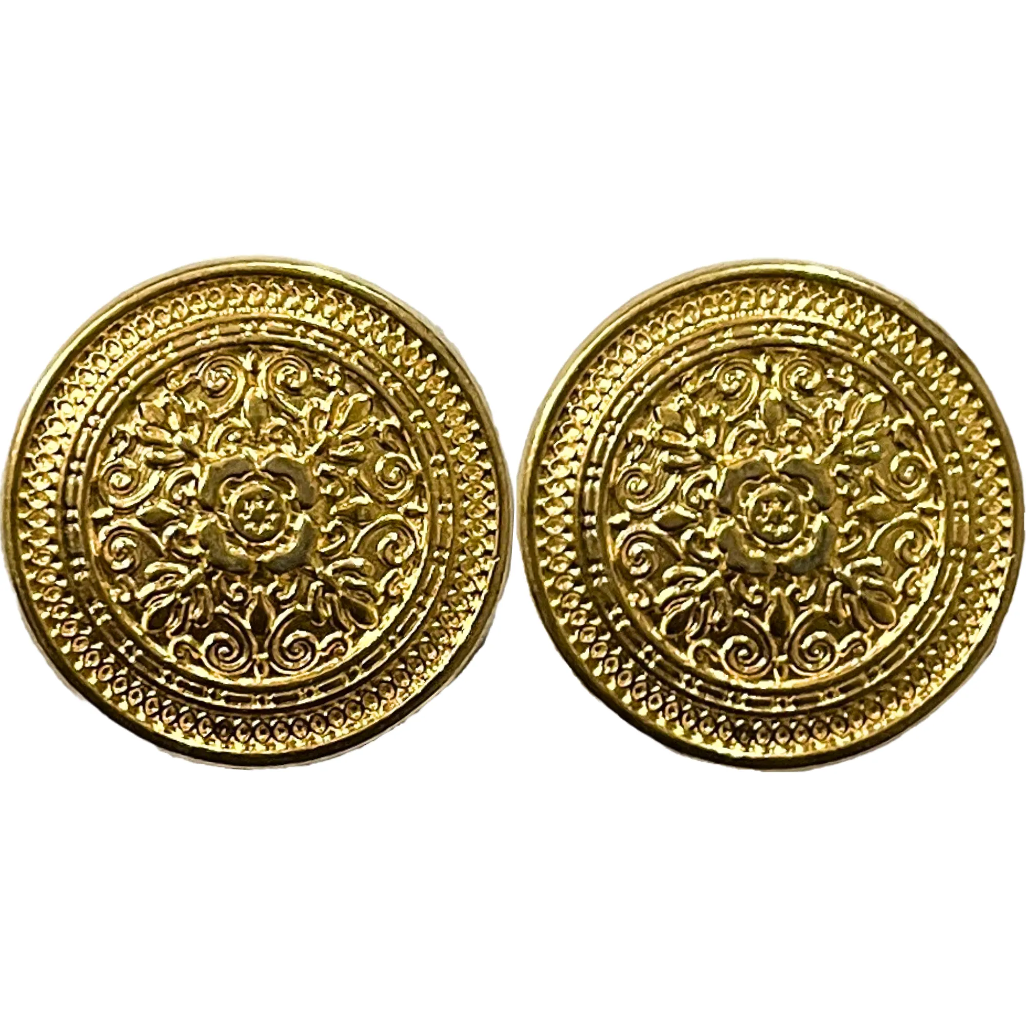 Pure Golden Color Eye Catchy Floral 1 Hole Round Metal Buttons