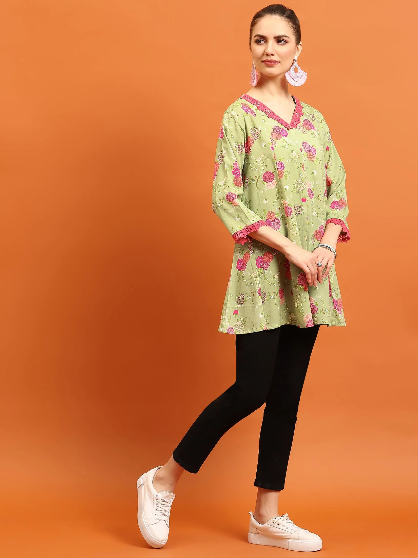 Women Green V-Neck Printed Tunic