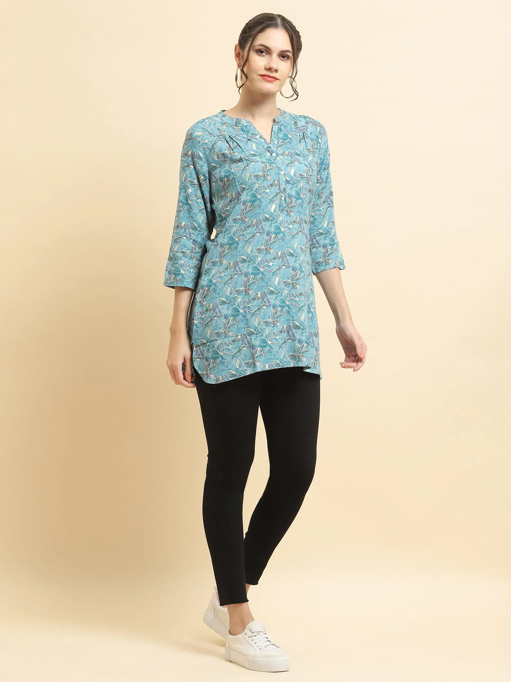 Women Liva Rayon Blue Floral Print Tunic