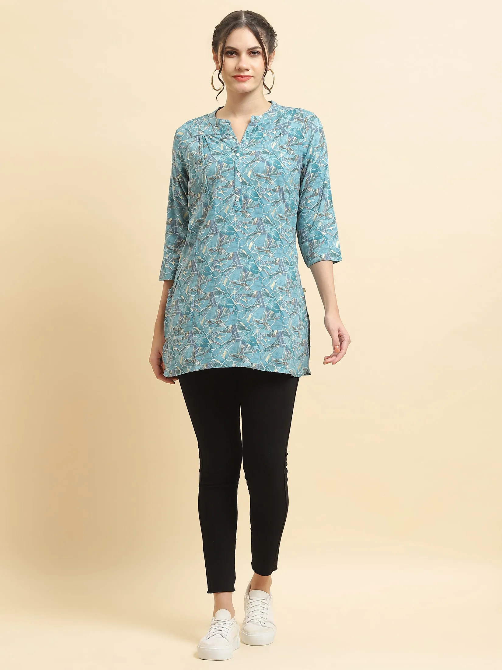 Women Liva Rayon Blue Floral Print Tunic